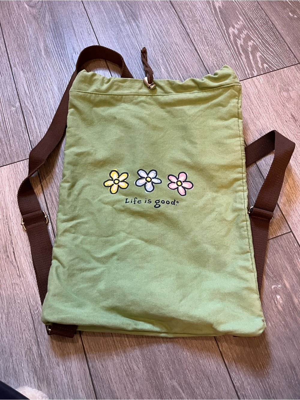 Life is Good drawstring cinch backpack Green and Brown